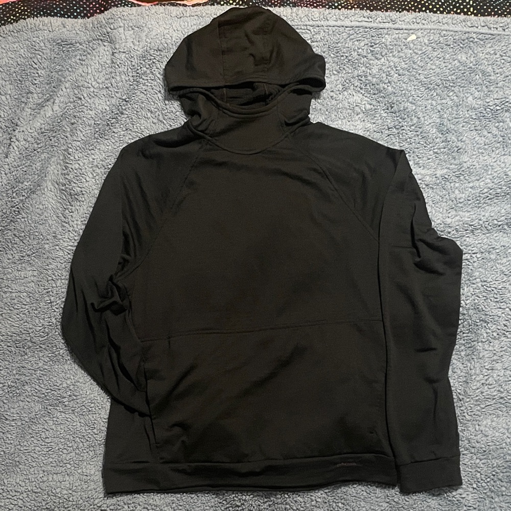Paragonia mens Capilene Thermal Hoody black size M medium like new patagucci